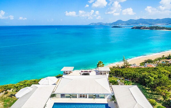 Exterior - Breathtaking 180° views on the Caribbean sea. Cliff side & Private beach access (saint martin)