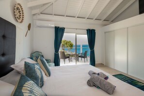 6 bedrooms, in-room safe, desk, iron/ironing board - Breathtaking 180° views on the Caribbean sea. Cliff side & Private beach access (saint martin)