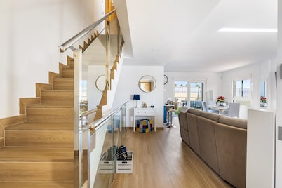 Modern Lovely Villa with Heated Private Pool and Roof Terrace, Golf & Sea Views