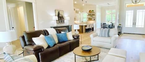 TV connectée, cheminée, imprimantes