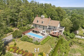 Exterior - Stunning Historic Maine Stone Castle (Bath)