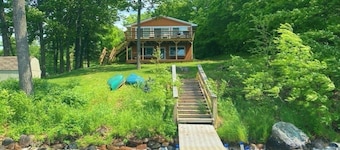 Peaceful MilleLacs Lakefront Cabin. Dog-Friendly!