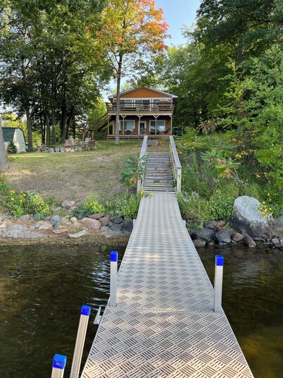 Peaceful MilleLacs Lakefront Cabin. Dog-Friendly!