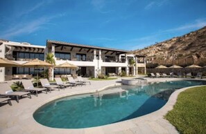 Outdoor pool, a heated pool - PREMIER HOLIDAY LUXURY RETREAT (Cabo San Lucas)