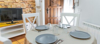 Rural House Miralmundo *** | Rural Accommodations Aýna