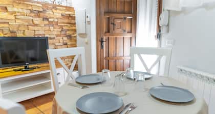 Rural House Miralmundo *** | Rural Accommodations Aýna