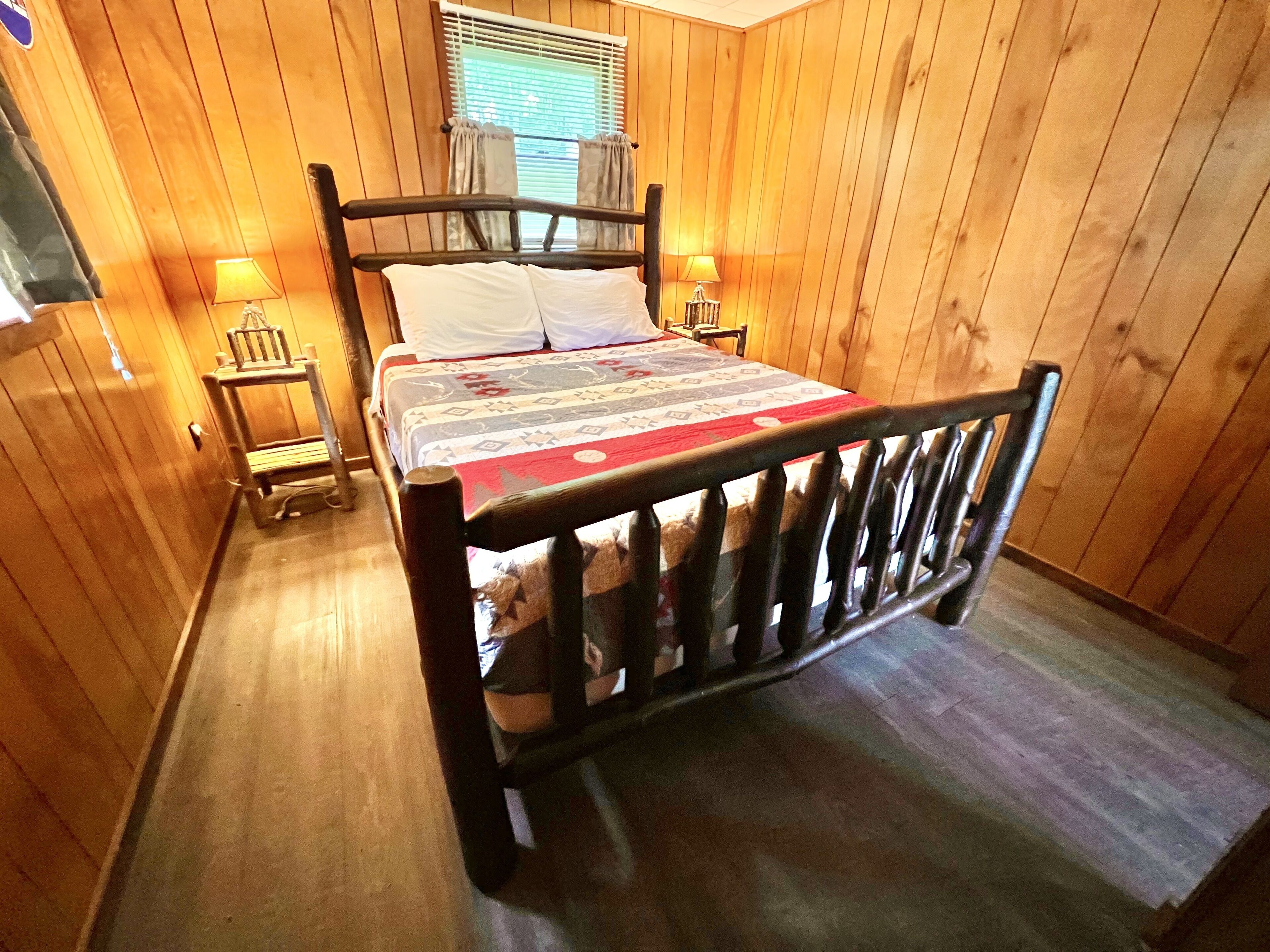 Adirondack Lake Cabins in Indian Lake Find Hotel Reviews, Rooms, and