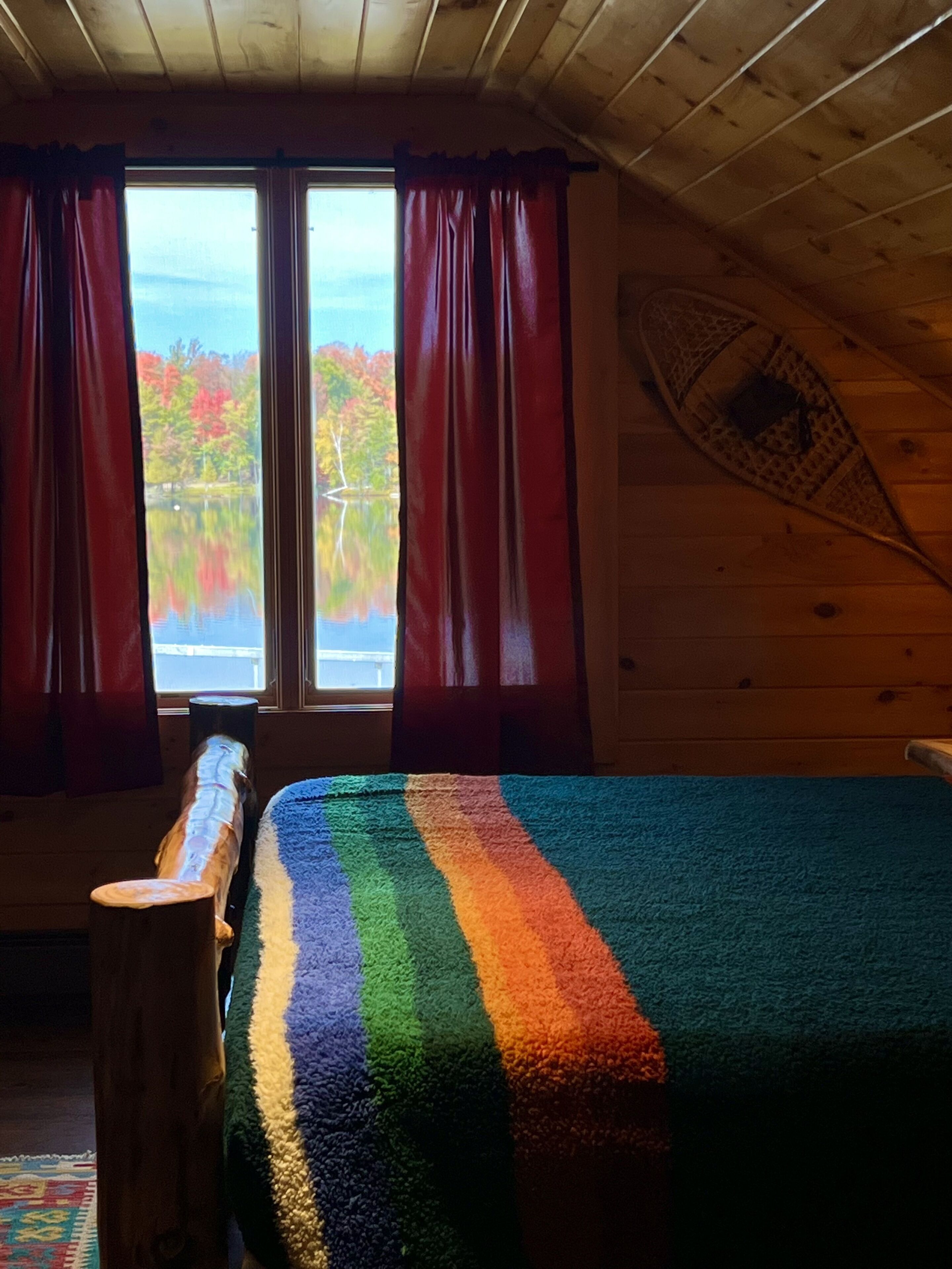 奢華小屋, 3 間臥室, 壁爐, 湖景 | 獨特裝潢、布置獨特、免費無線上網、床單