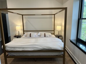 4 bedrooms, iron/ironing board, travel cot, free WiFi