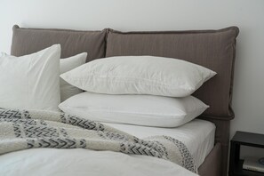 4 bedrooms, free WiFi, bed sheets - Luxurious Bed & Breakfast (The Bronx)