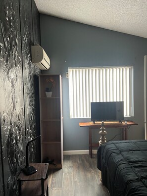 1 soverom, strykejern/-brett, wi-fi og sengetøy