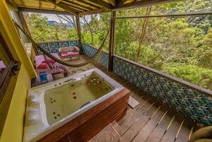 Loft Premium, vistas a la montaña, junto a la montaña | Bañera de hidromasaje