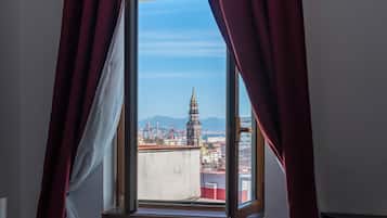 "IL CAMPANILE" DOUBLE ROOM ONEBED WITH SHARED BATHROOM | 1 bedroom, minibar, free WiFi, bed sheets