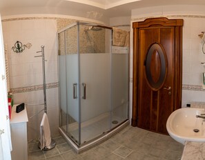 Hair dryer, bidet, towels, soap - L'ATTICO FUGGENTE (Naples)
