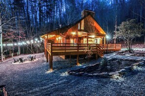 Exterior - Creekside Hideaway | Hot Tub • Cedar Sauna Spa (Sylva)