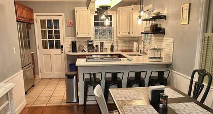 Charming home in downtown Camden
