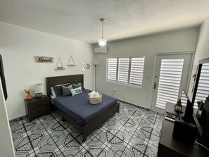 1 chambre, fer et planche à repasser, Wi-Fi gratuit, draps fournis