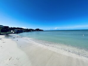 Vlak bij het strand