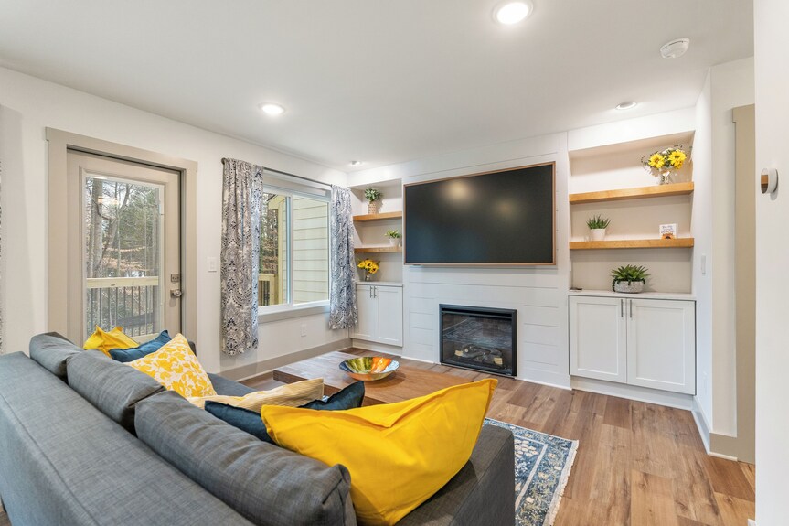 Wild Sunflower Retreat - Roswell, GA