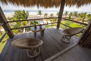 Panoramic Double Room, 1 King Bed | Beach/ocean view - Hotel Casa Chula (Santa María Colotepec)