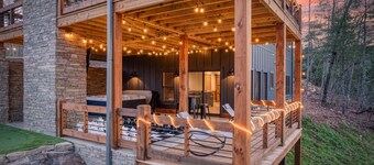 Blue Ridge 5BR Retreat | Fall Stay & Game Room