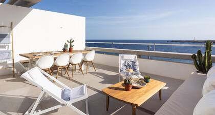 Superior Seafront Apartment, Porís 6