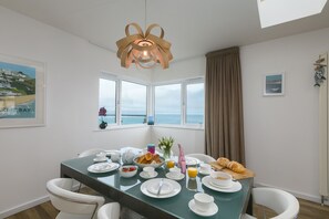 Dining - Starboard (St Ives)