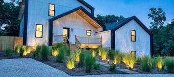 Hamptons Modern Retreat NEW CONS