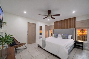 4 habitaciones, escritorio, tabla de planchar con plancha y wifi gratis 