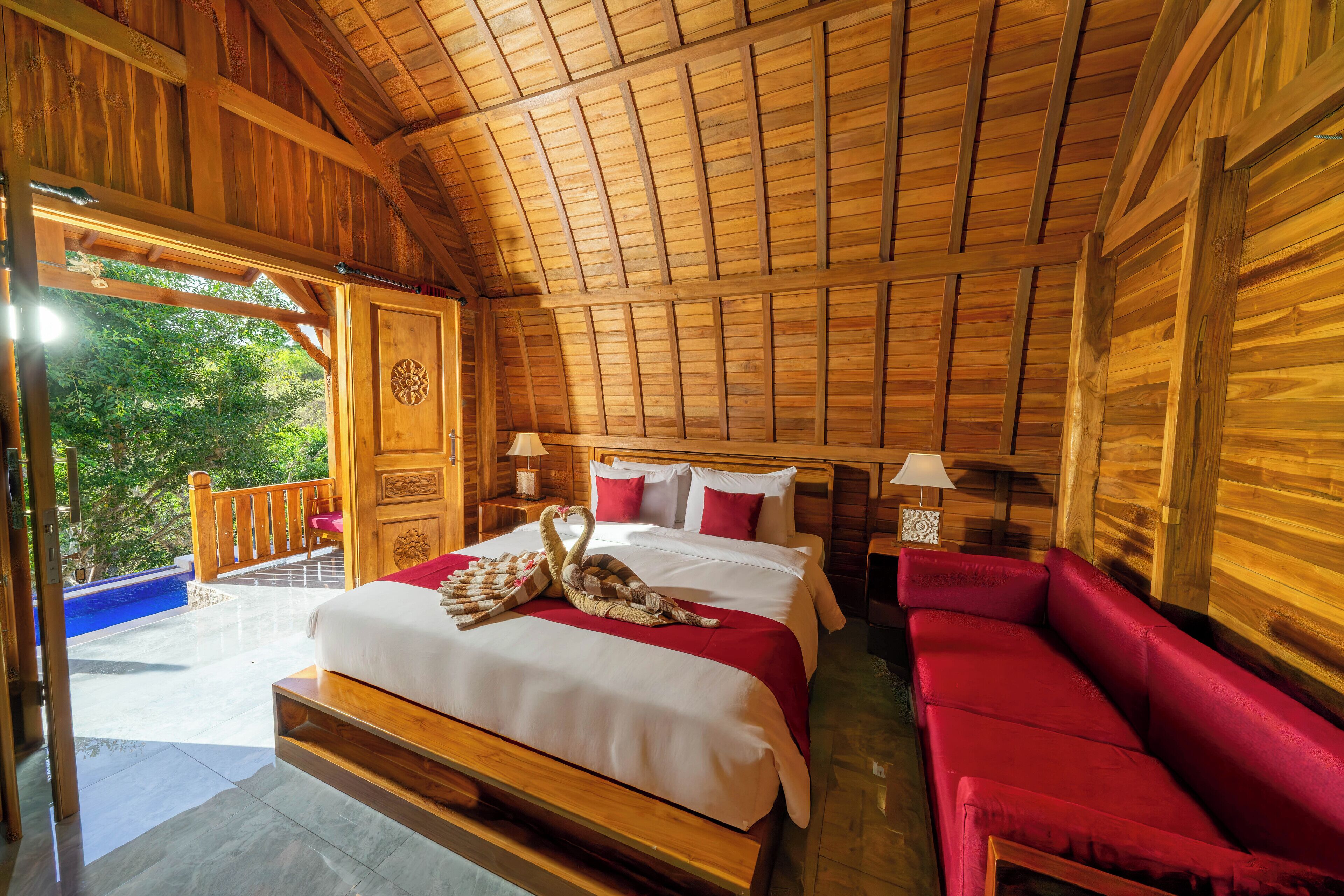 Doppia Superior, 1 camera da letto, vista giardino | Materassi a doppio strato, minibar, una scrivania, ferro/asse da stiro