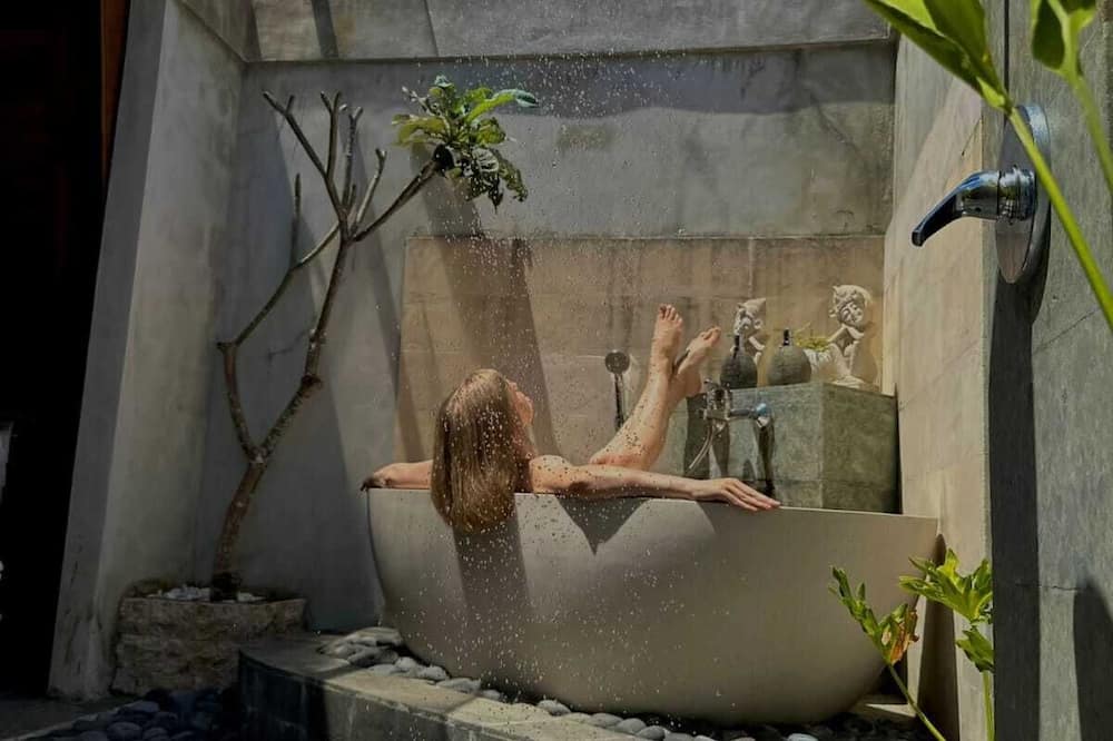 Innora Jungle Resort and Spa
