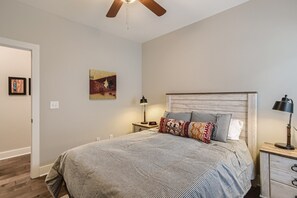 1 bedroom, WiFi - Modern and Charming Cottage (Nashville)