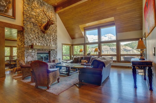 7 bedroom 8-baths, 270 degree views of Beaver Creek ski runs and the mountain