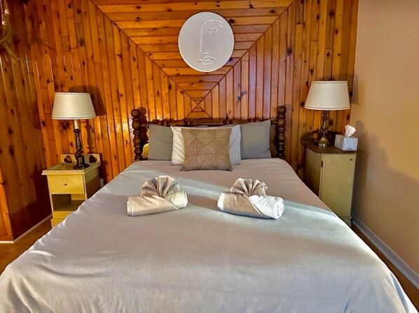 3 bedrooms, travel cot, free WiFi, bed sheets - Waterfront, Nature + activities. Close to Tremblant and the superb Omega Park (Amherst)