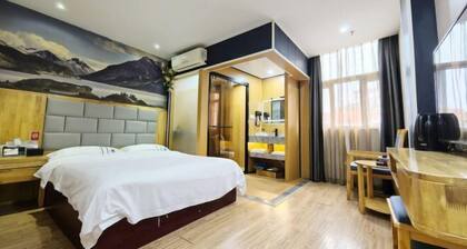 Super 8 Hotel (Quanzhou Nan'an Hongse Laifulong Shopping Plaza)