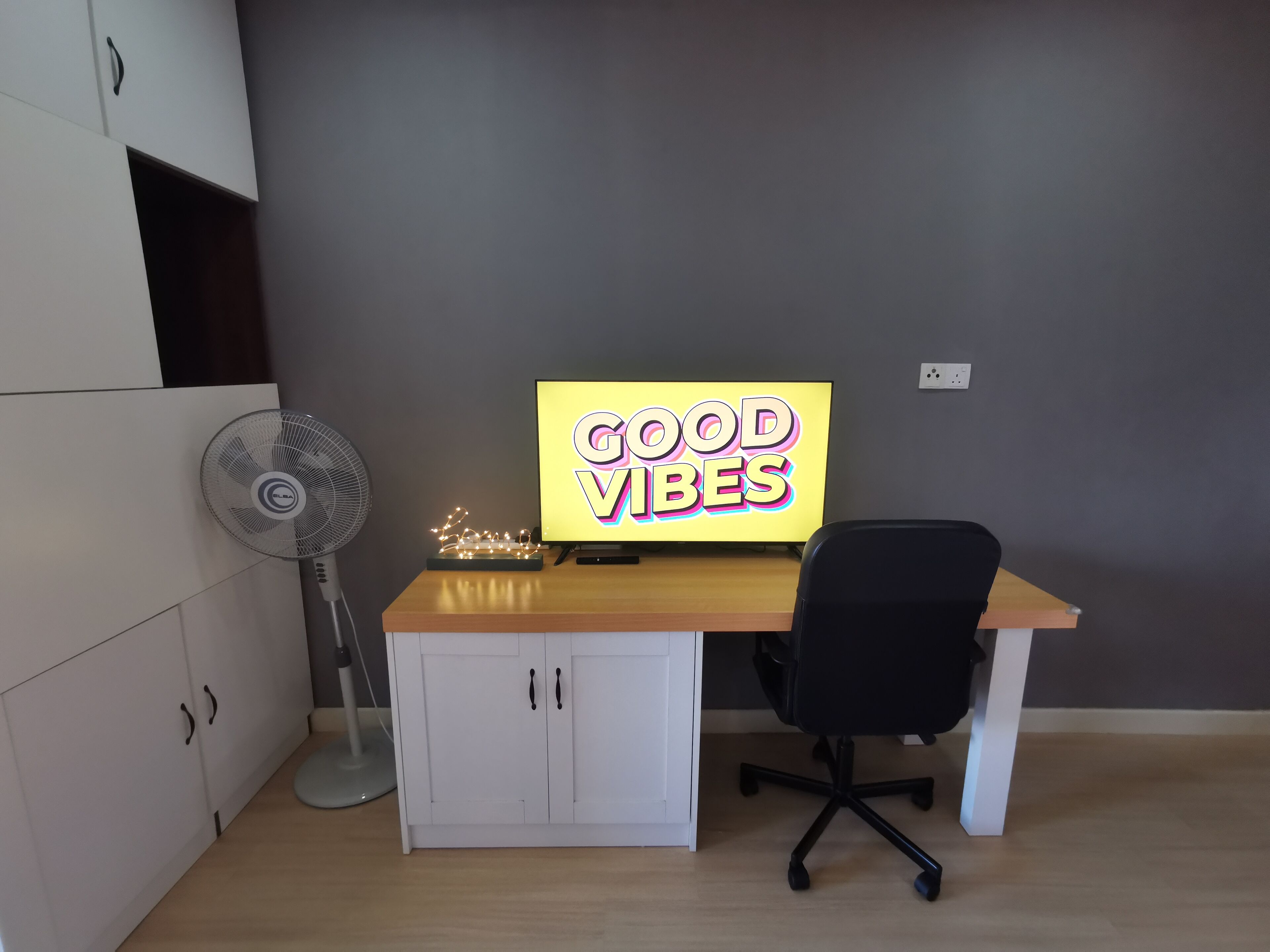 Deluxe Studio Suite | Desk, iron/ironing board, free WiFi, bed sheets