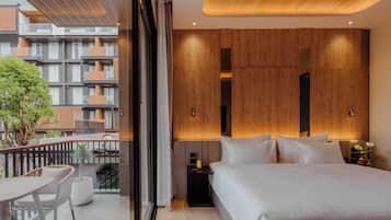 Free minibar, in-room safe, individually decorated, desk