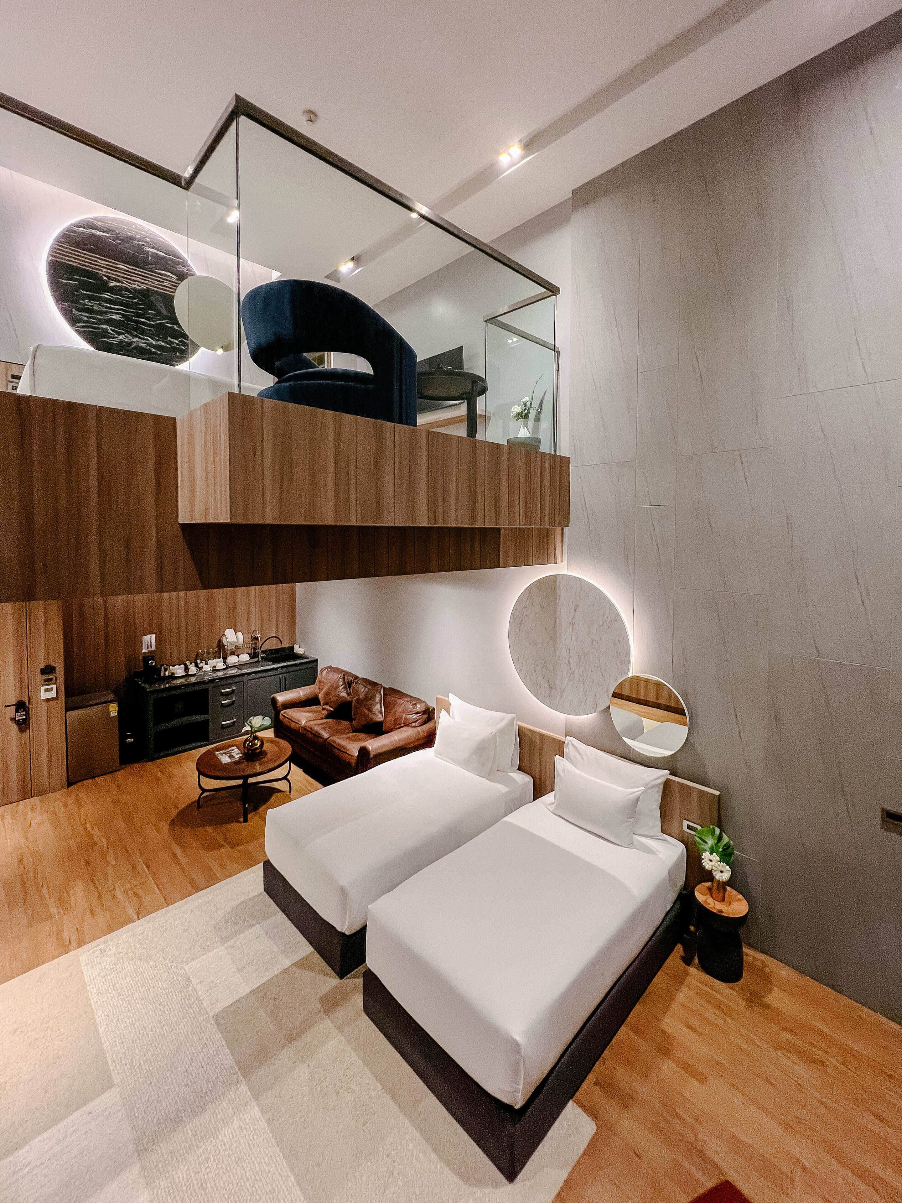 Family & Friends Duplex | Ilmaiset minibaarituotteet, tallelokero huoneessa