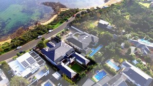 Unclassified image, 5 of 21, button - Earimil Villas - Villa 2 (Mount Eliza)