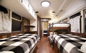 2 chambres, lit parapluie, Wi-Fi, draps fournis