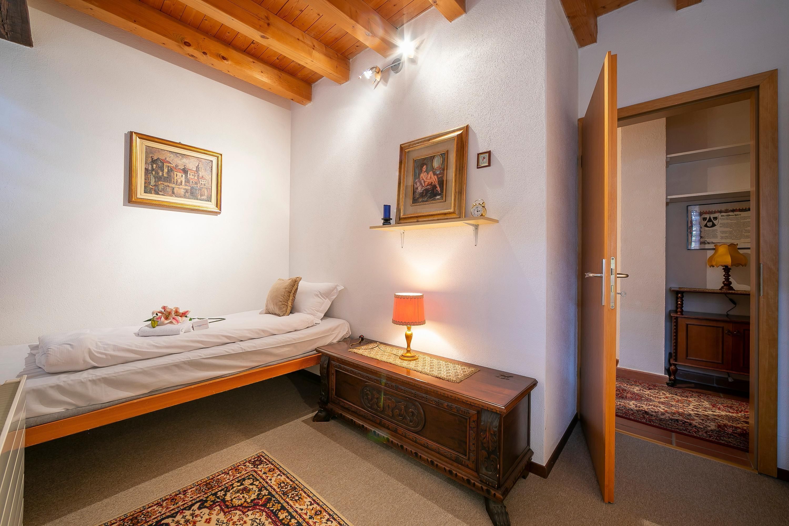 Kamar
