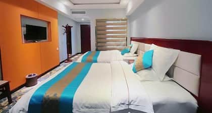 Jindu Crown Hotel (Bijie Experimental Senior High School Branch)