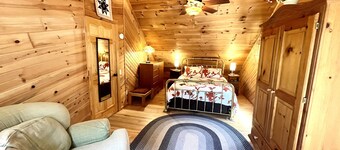 Northwind Cottage #1, Families and dogs welcome! Walk to the village and the beach!