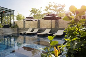 Piscine extérieure