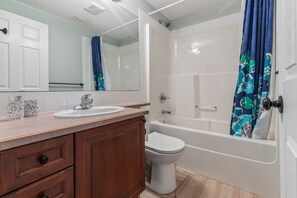 Combined shower/tub, hair dryer, towels, soap