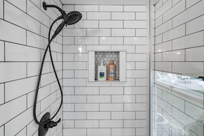 Combined shower/tub, hair dryer, towels, soap