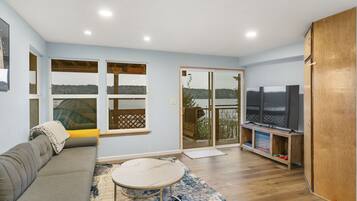 Smart TV, fireplace, video games, books