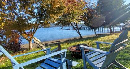 Luxe Waterfront Haven – Private Beach, Game Room & Breathtaking Views