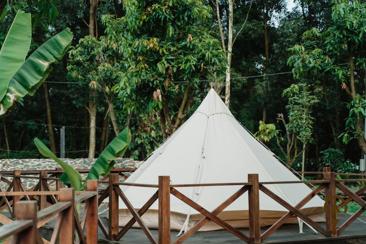 Standard Tent | 1 bedroom, desk, blackout drapes, free WiFi