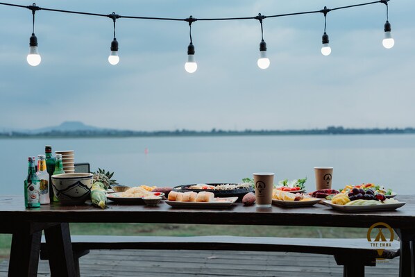 Lake - The Emma Glamping Dong Nai  (Vinh Cuu)